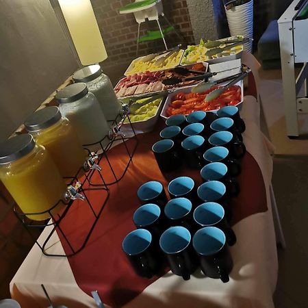 Kinizsi Udvar Apartmanhaz Balatonboglár Extérieur photo
