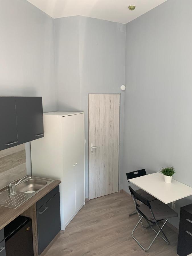 Kinizsi Udvar Apartmanhaz Balatonboglár Extérieur photo