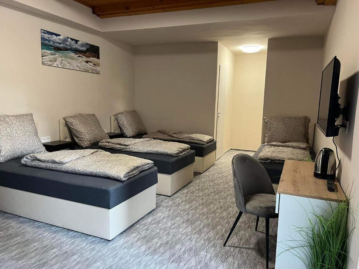 Kinizsi Udvar Apartmanhaz Balatonboglár Extérieur photo