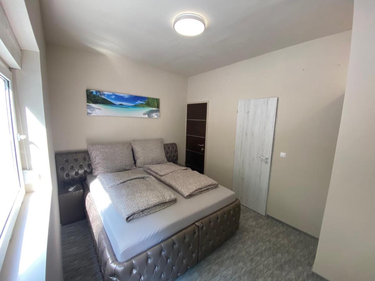 Kinizsi Udvar Apartmanhaz Balatonboglár Extérieur photo